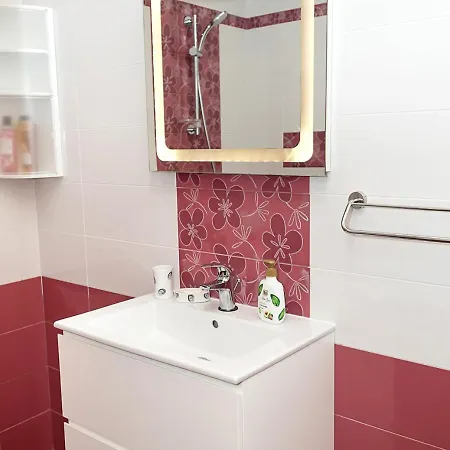 Апартаменты Bright&elegant 1-br Flat Near The Center By Flat Mаnager